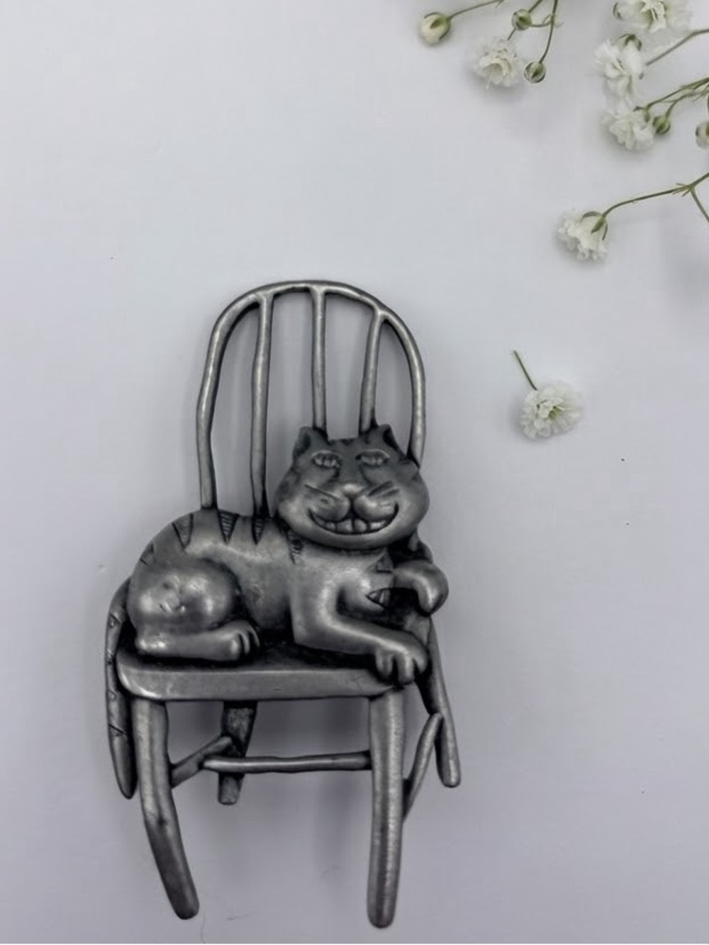 Vintage JJ Jonette Jewelry Pewter Cat on Windsor Chair Brooch Pin